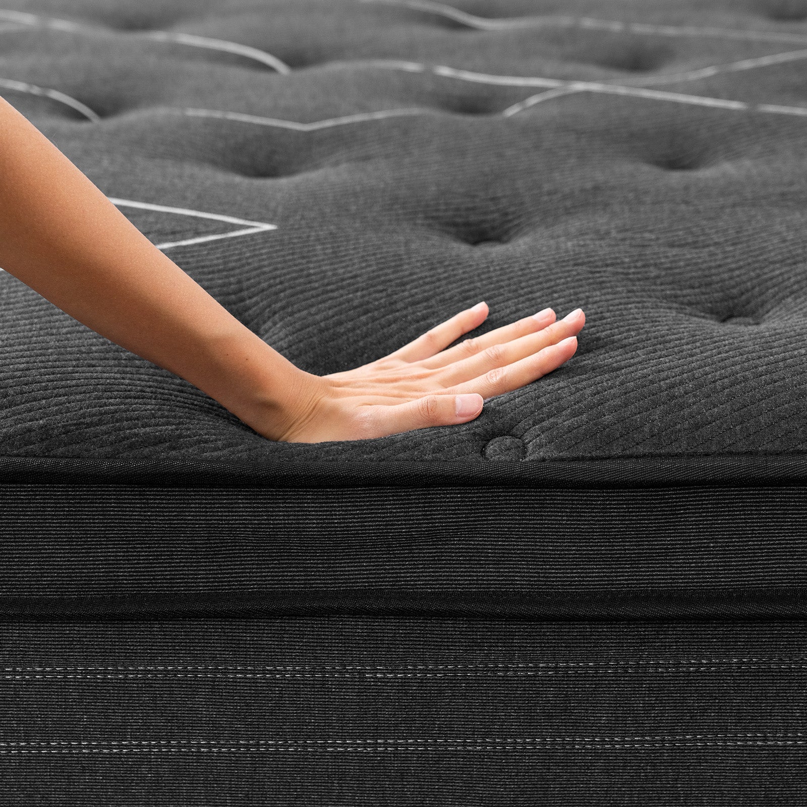 Queen Rose 10-Inch Hybrid Mattress – Velvet Dusk